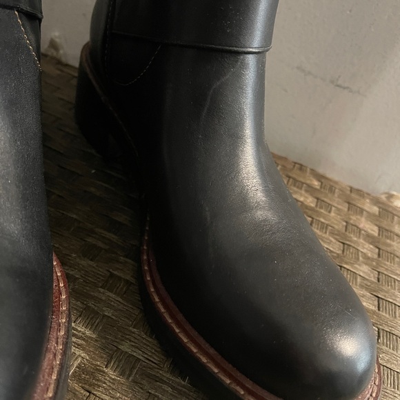 Coach boots 9 - Picture 3 of 14
